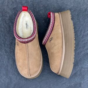 UGG Chestnut Platform Slip-Ons with Burgundy Trim